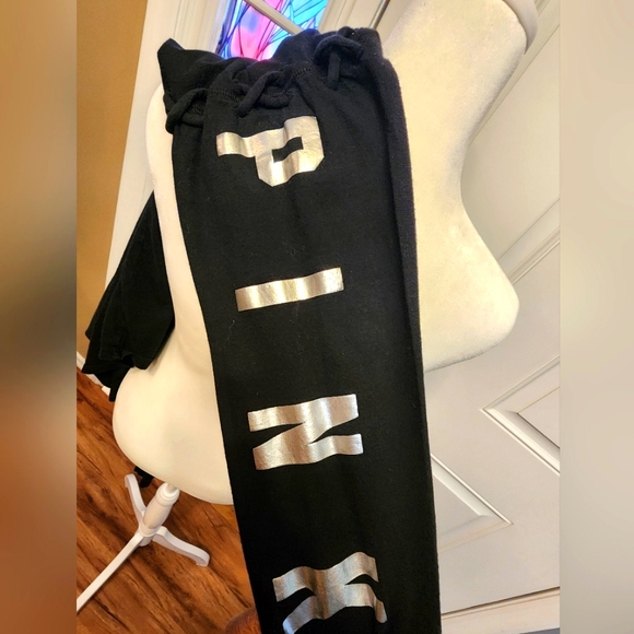 PINK Shirt - Picture 3 of 5